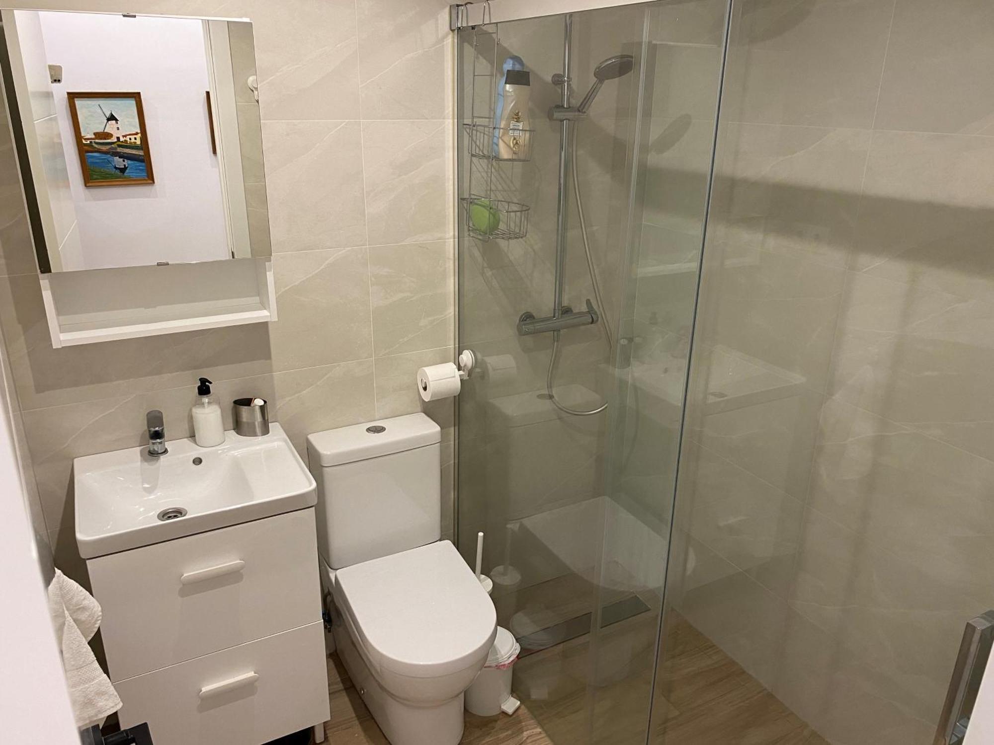 Huoneisto Centrico Y Practico Piso Con Entrada Independiente Fuengirola